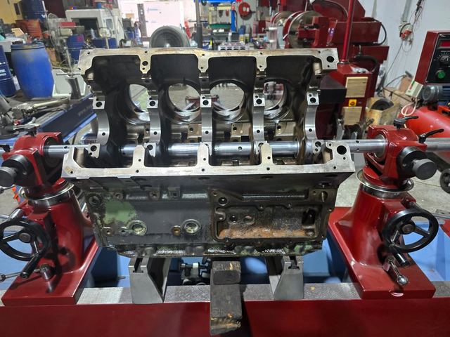 Engine block with cylinder heads removed