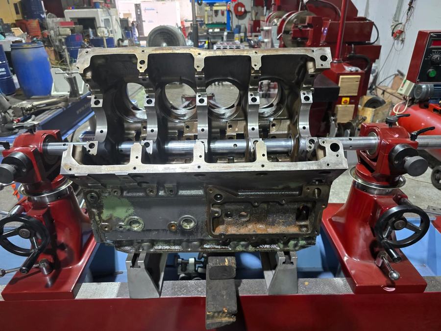 Cylinder heads staged after measurement